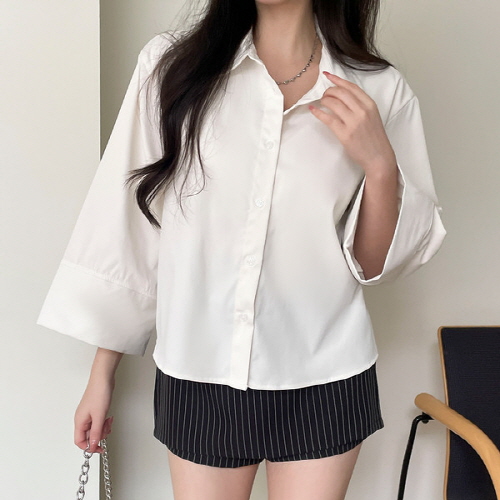 뉴달두 와이드 소매 세미 크롭 셔츠