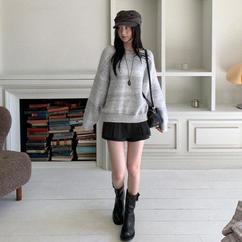 쿠투헤 파스텔 보카시 폭닥 부클 오버핏 니트